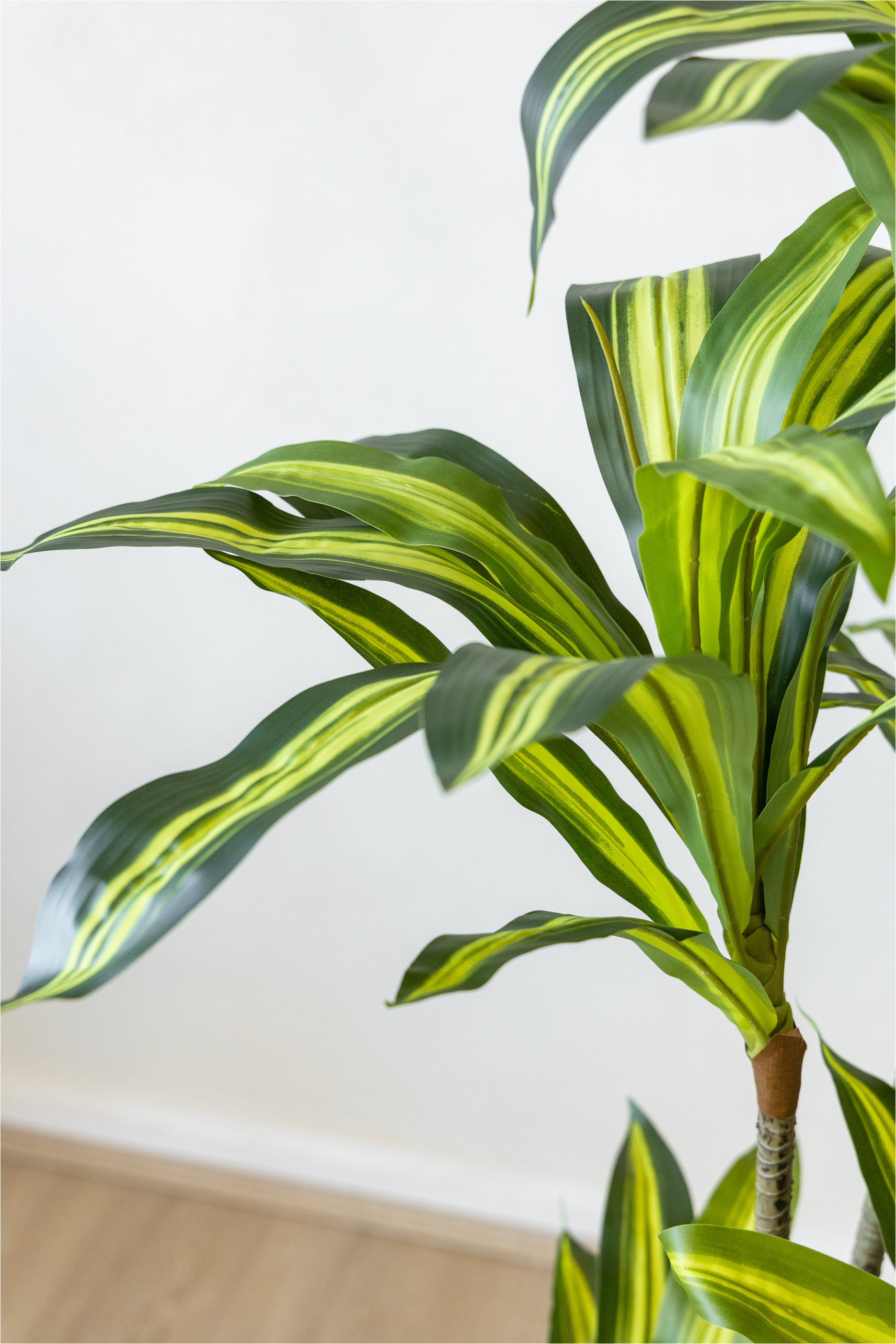 140cm Potted Artificial Dracaena
